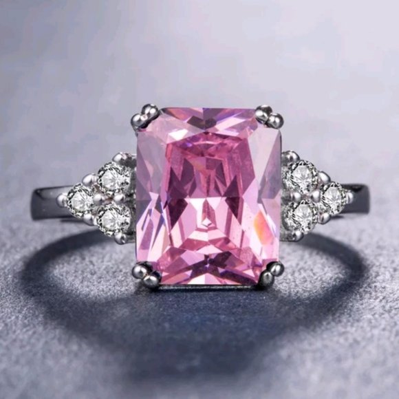 New 925 Sterling Silver Princess Cut Sapphire Ring - Picture 2 of 3